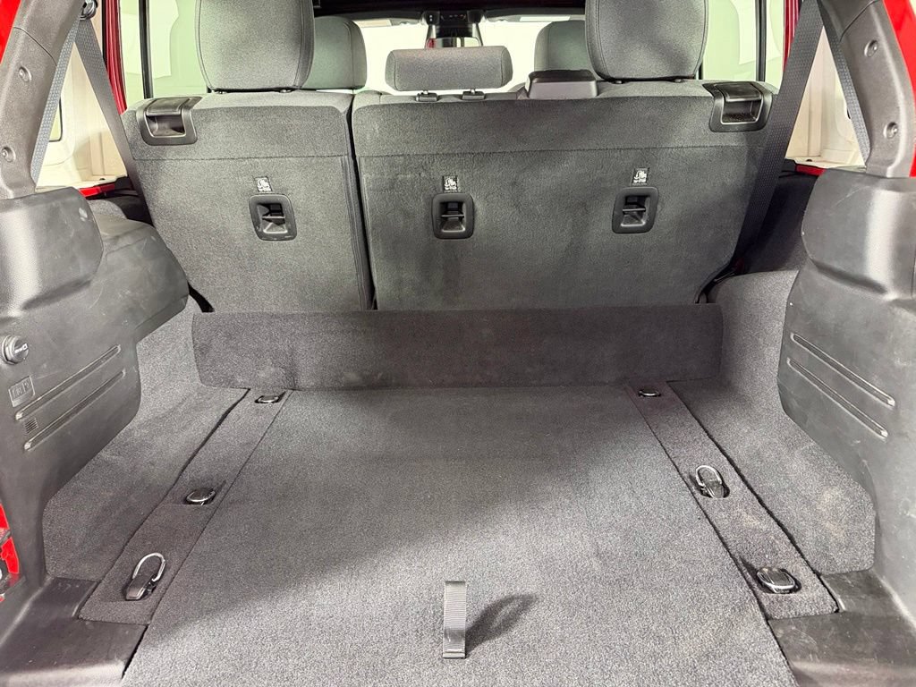 Certified 2025 Jeep Wrangler Unlimited Sahara w/ Safety Group AWD/4WD image 22