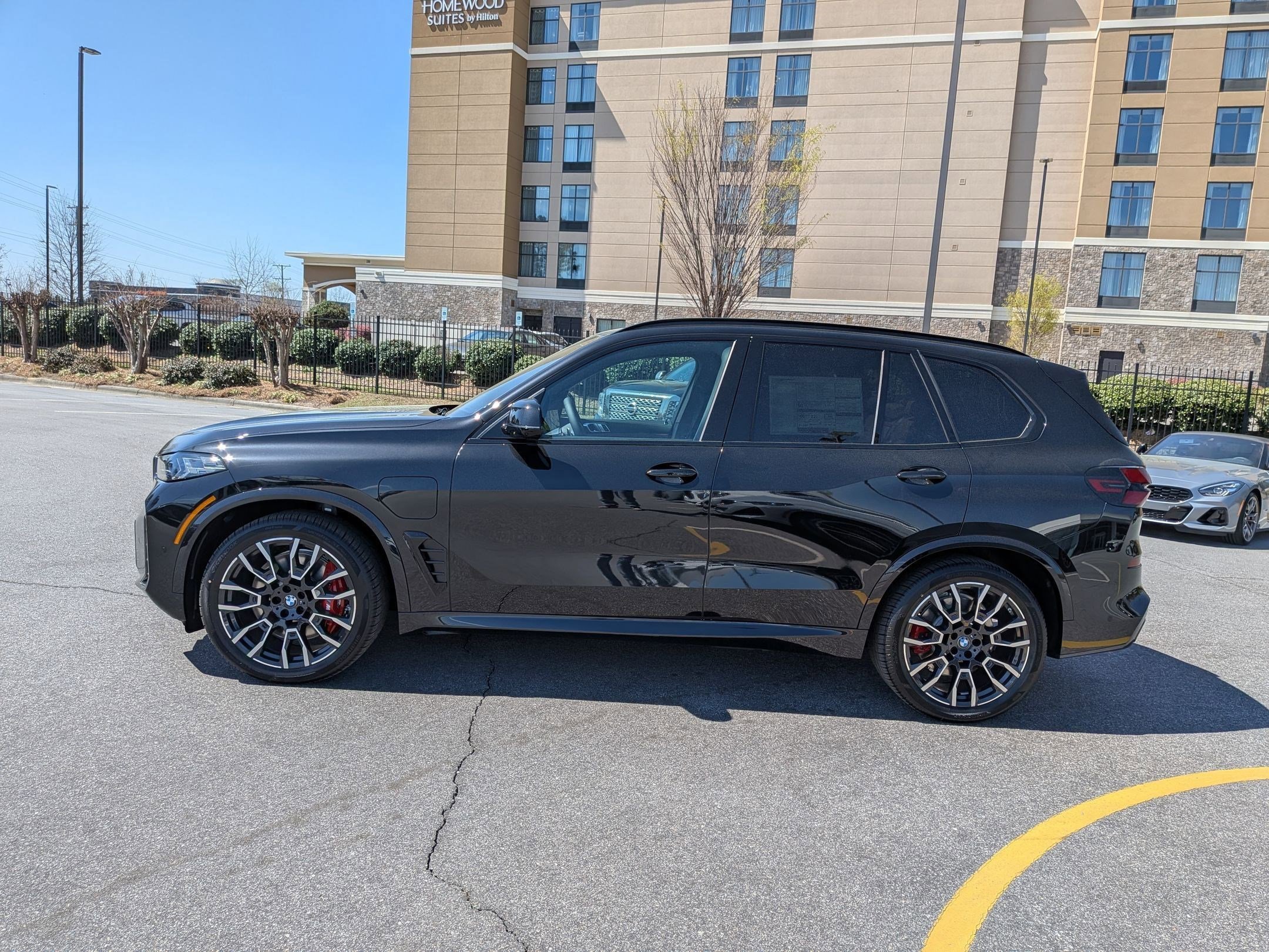 New 2026 BMW X5 xDrive50e w/ M Sport Package AWD/4WD image 6