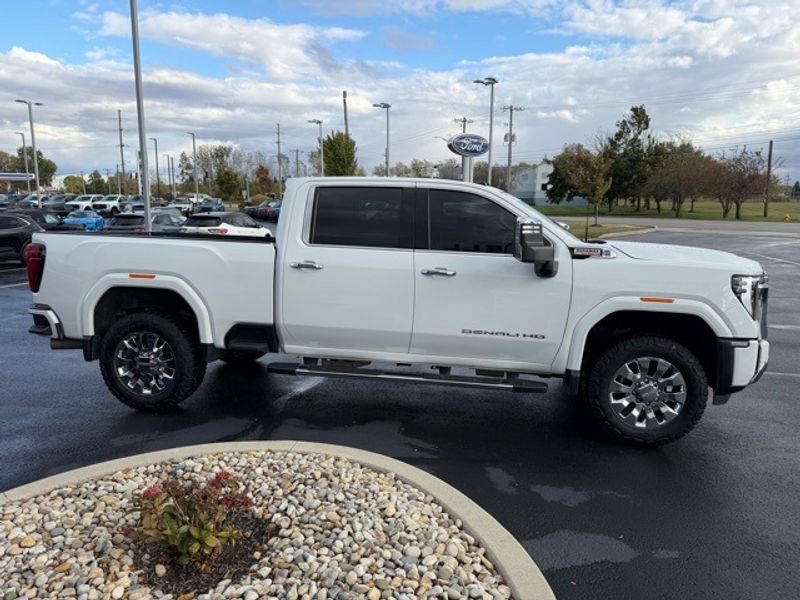 Used 2024 GMC Sierra 3500 Denali w/ Denali Reserve Package image 5