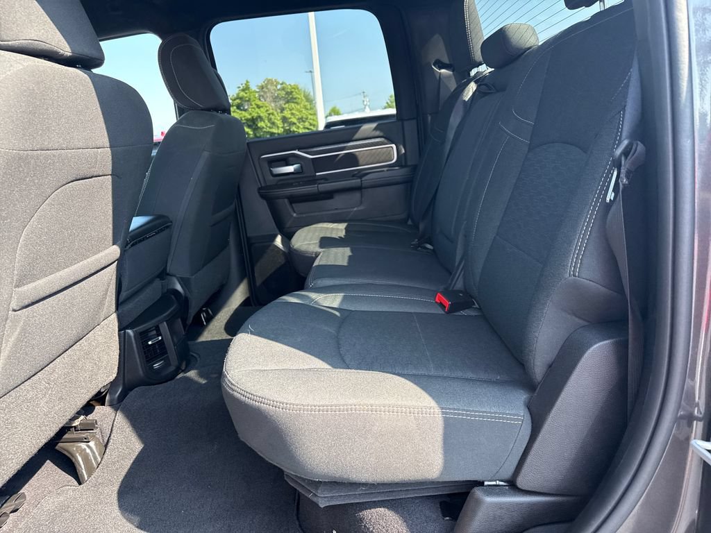 Used 2025 RAM 2500 Big Horn AWD/4WD image 40
