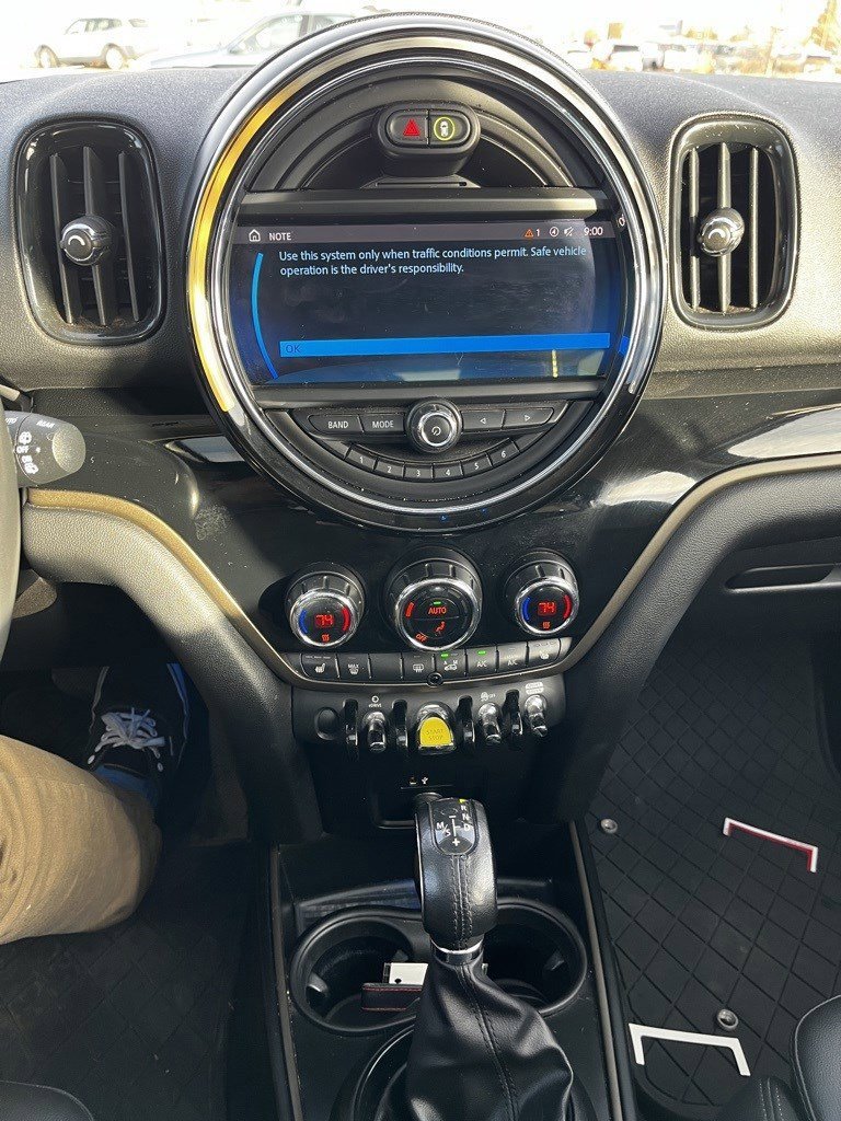 Used 2019 MINI Cooper Countryman SE w/ Premium Package image 17