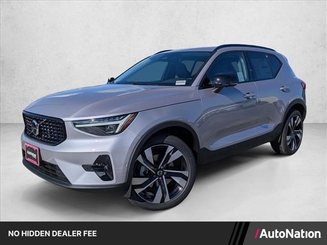 Used 2026 Volvo XC40 B5 Ultra w/ Climate Package AWD/4WD image 1