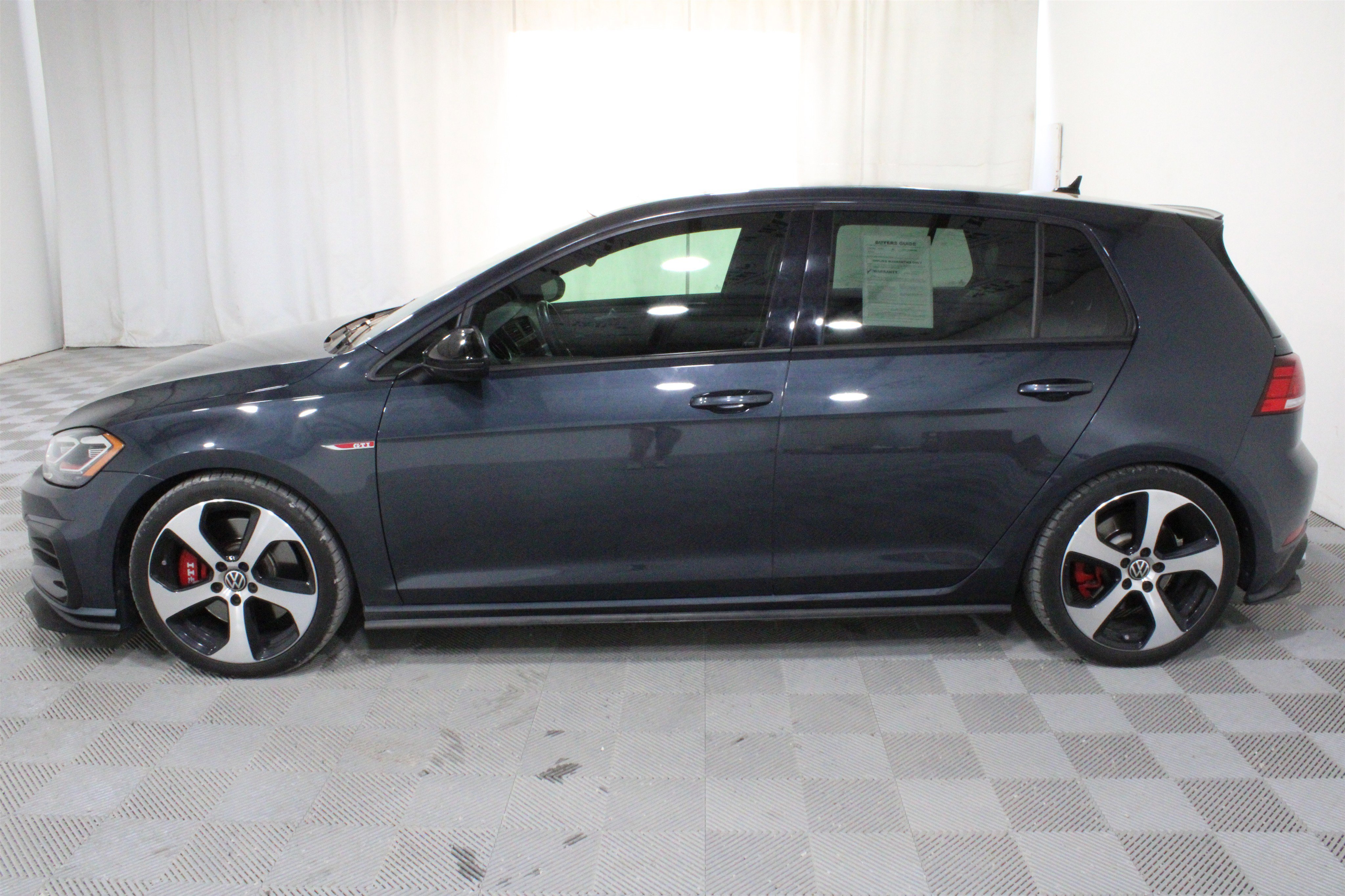 Used 2021 Volkswagen GTI SE image 29