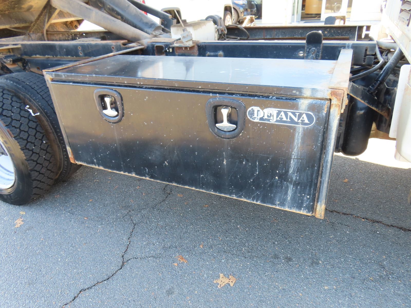 Used 2019 Ford F550 2WD Regular Cab Super Duty image 17