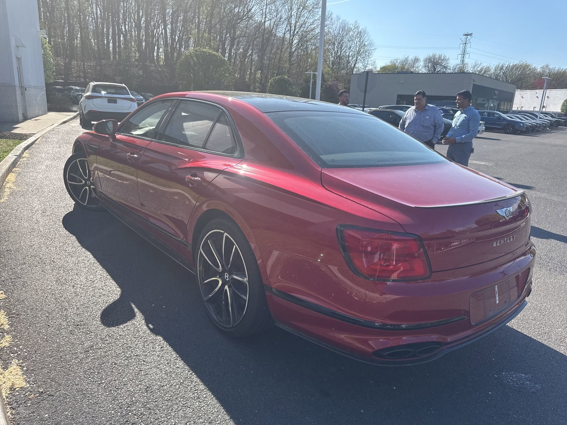 Used 2024 Bentley Flying Spur V8 image 4