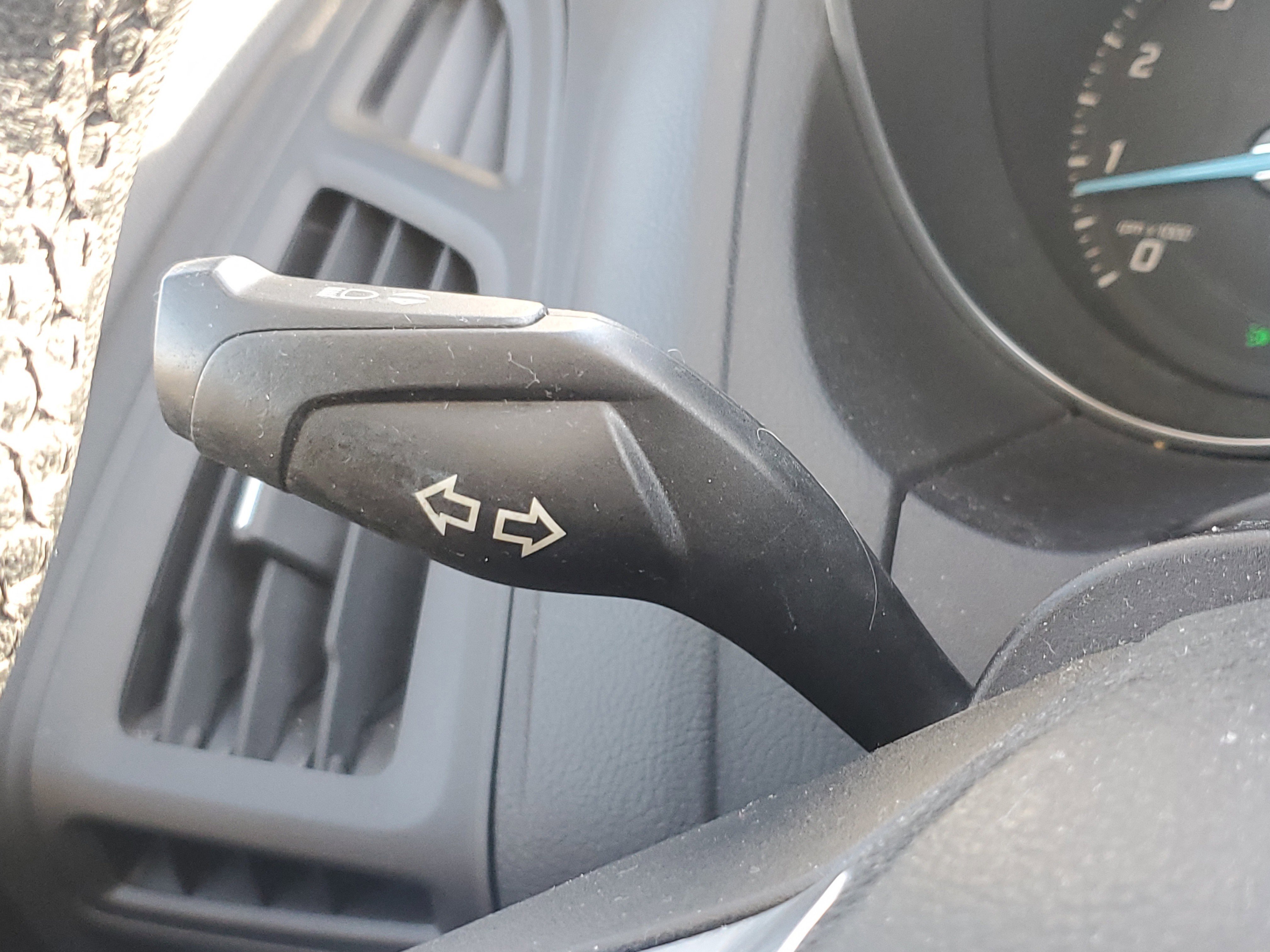 Used 2012 Ford Focus SEL image 23