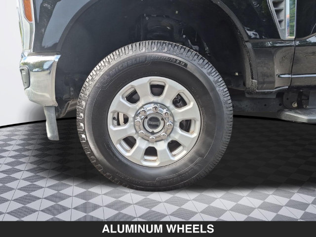 Used 2024 Ford F250 XLT w/ Snow Plow Prep Package AWD/4WD image 10