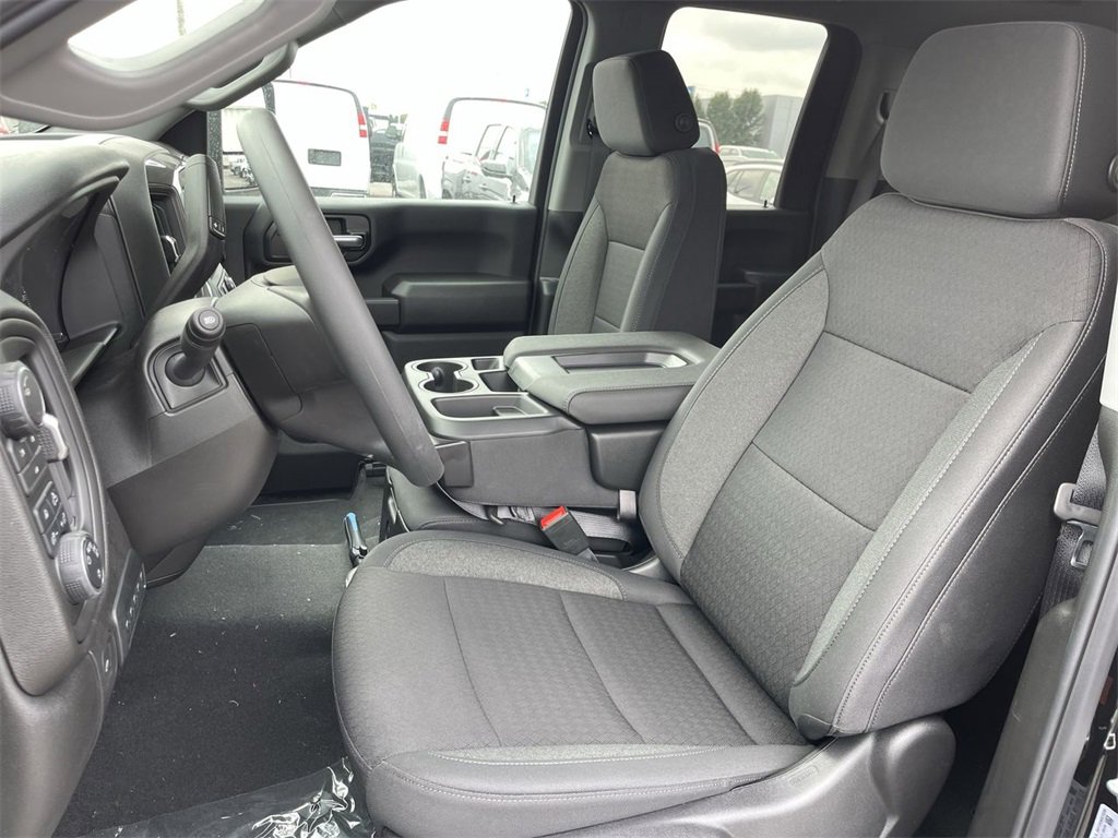 New 2026 Chevrolet Silverado 2500 Custom w/ Custom Value Package image 11