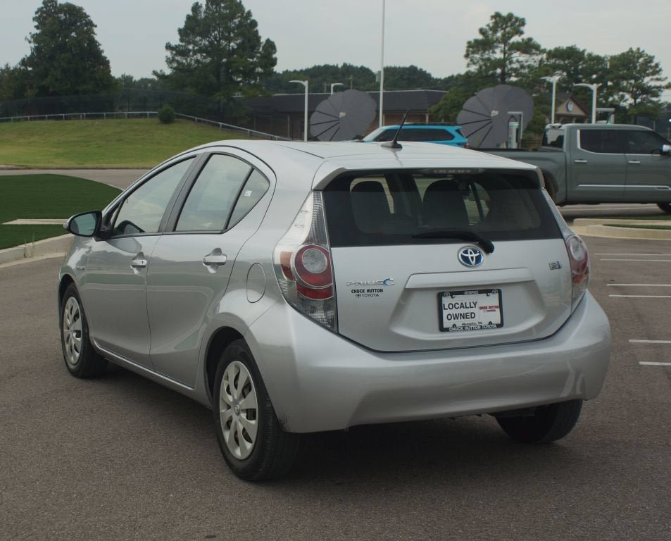 Used 2012 Toyota Prius C Three FWD image 11