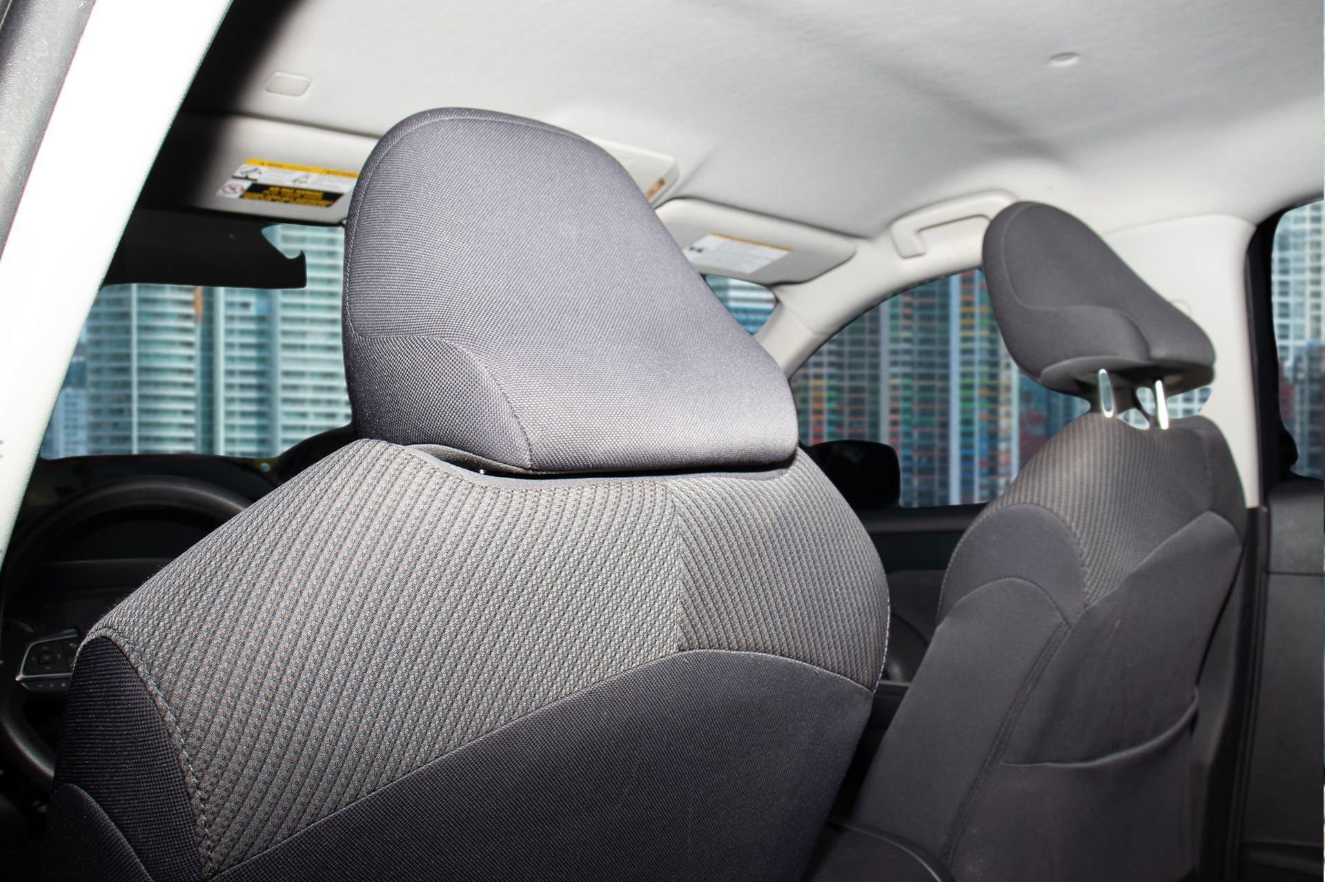 Used 2020 Toyota Highlander L image 19