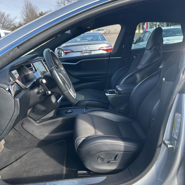 Used 2017 Tesla Model S 60 image 10