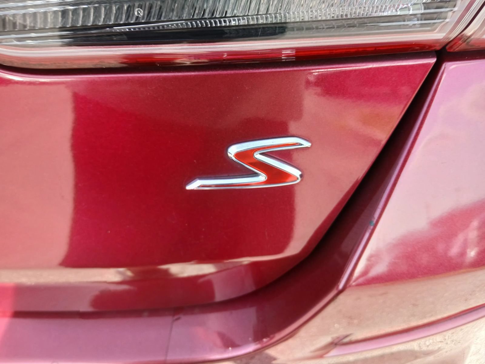Used 2020 Kia Optima S FWD image 32