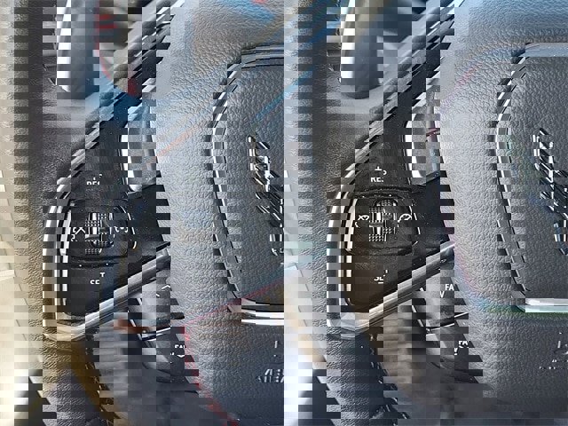 Used 2022 Chevrolet Corvette Stingray Coupe w/ Z51 Performance Package image 21