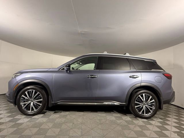 Used 2025 INFINITI QX60 Sensory w/ Vision Package AWD/4WD image 3