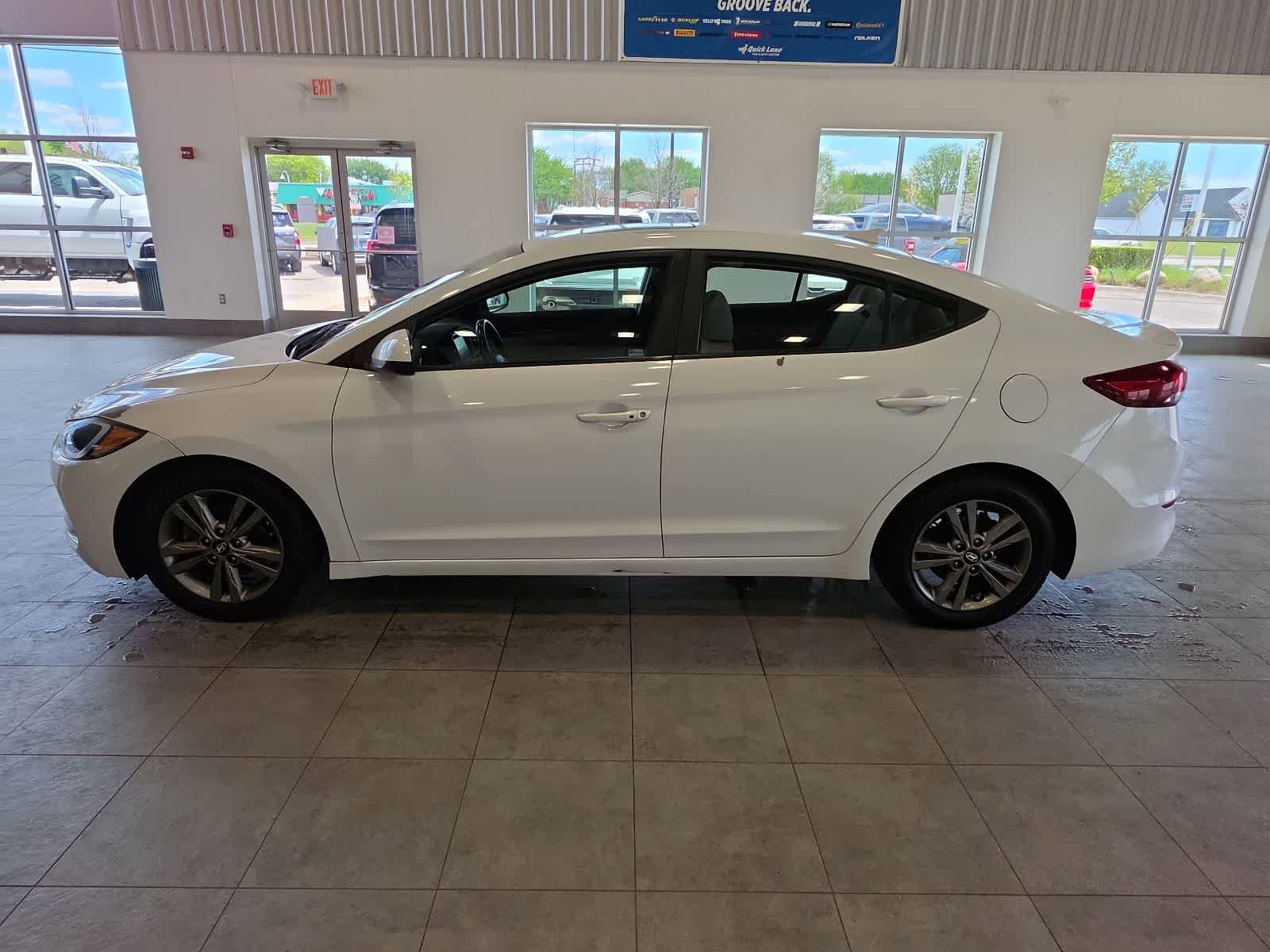 Used 2018 Hyundai Elantra Value Edition FWD image 12