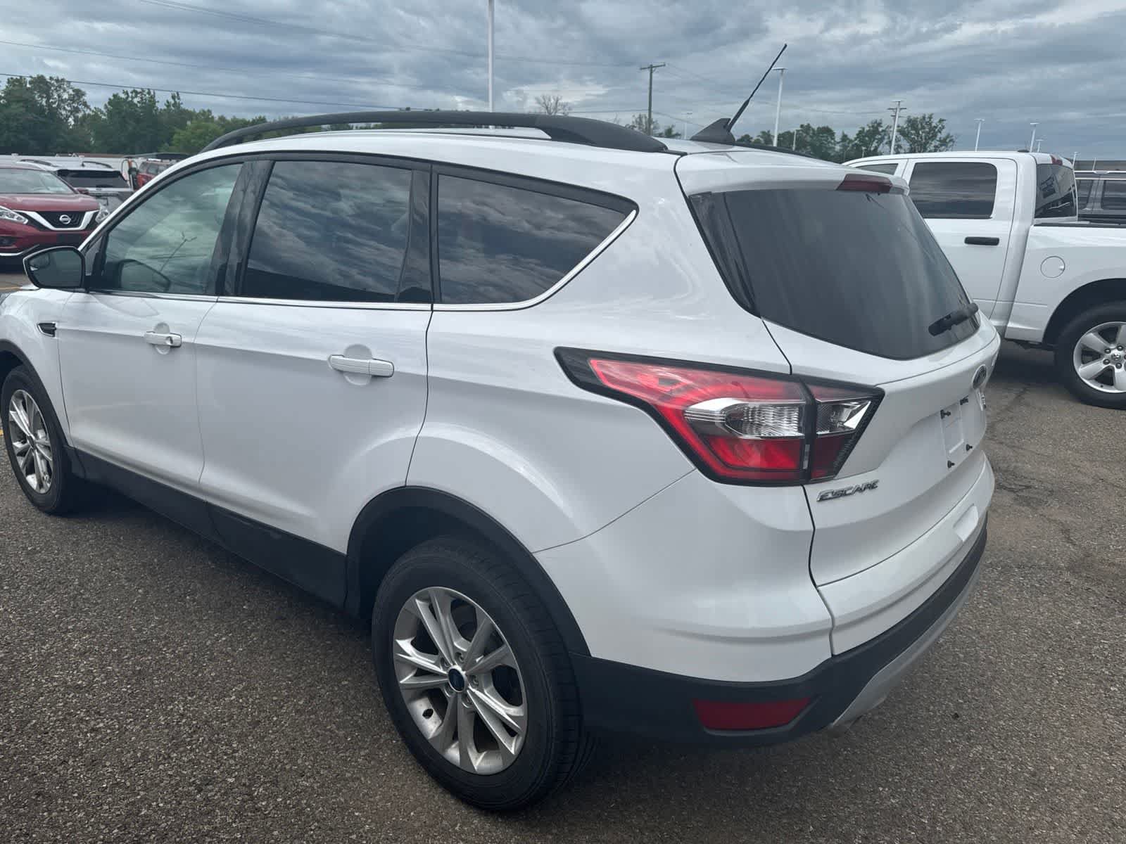 Used 2018 Ford Escape SEL FWD image 17