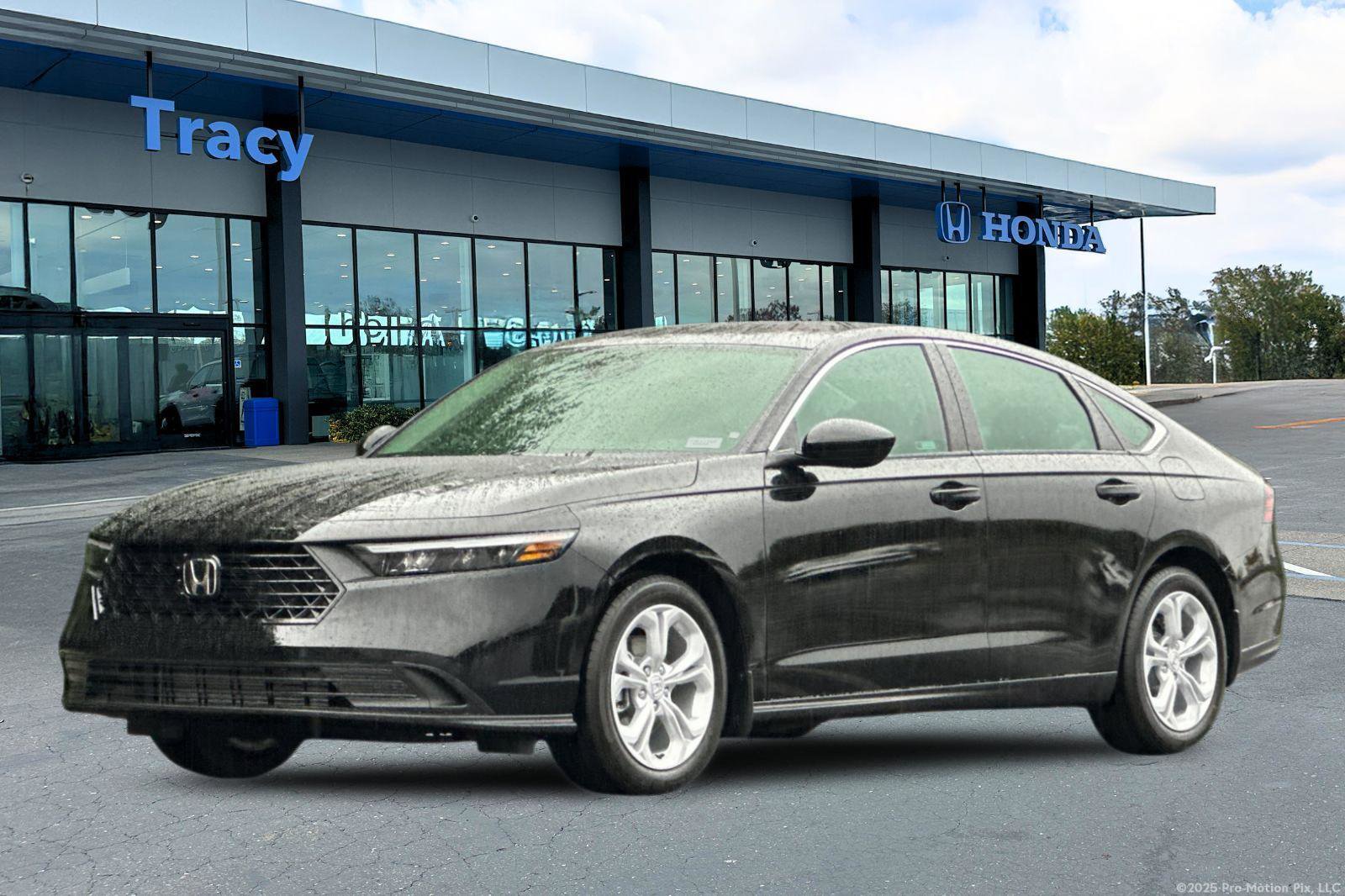 Certified 2025 Honda Accord LX image 13