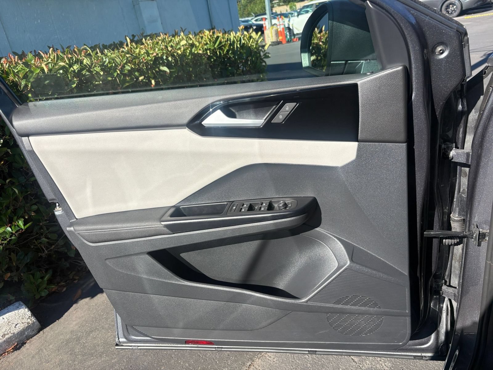 Used 2026 Volkswagen Taos S FWD image 18