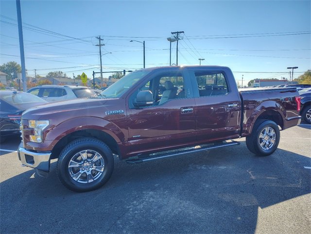 Used 2015 Ford F150 XLT w/ Equipment Group 302A Luxury image 9