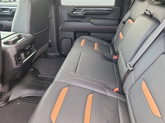 Used 2024 GMC Sierra 2500 AT4 w/ AT4 Premium Plus Package image 12