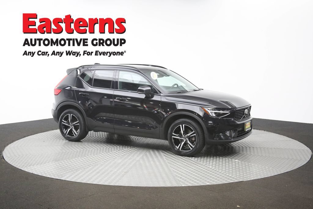 Used 2024 Volvo XC40 B5 Core AWD/4WD image 48