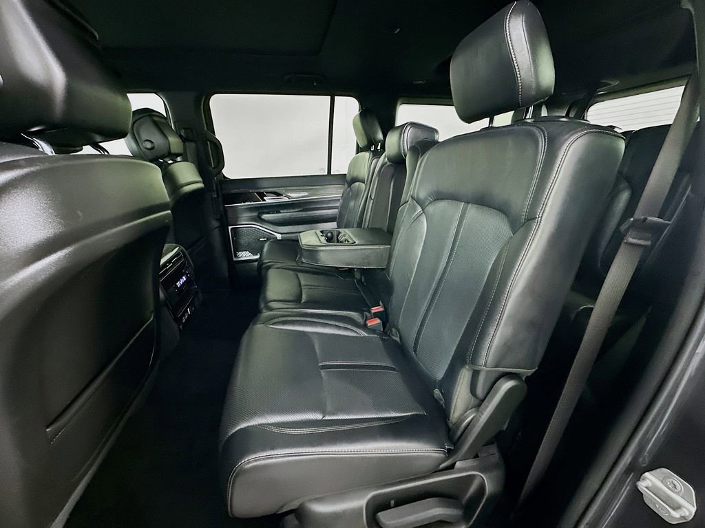 Used 2022 Jeep Wagoneer Series II w/ Premium Group I image 25