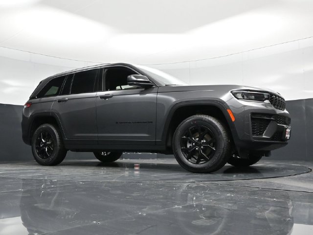 New 2026 Jeep Grand Cherokee Altitude AWD/4WD image 54