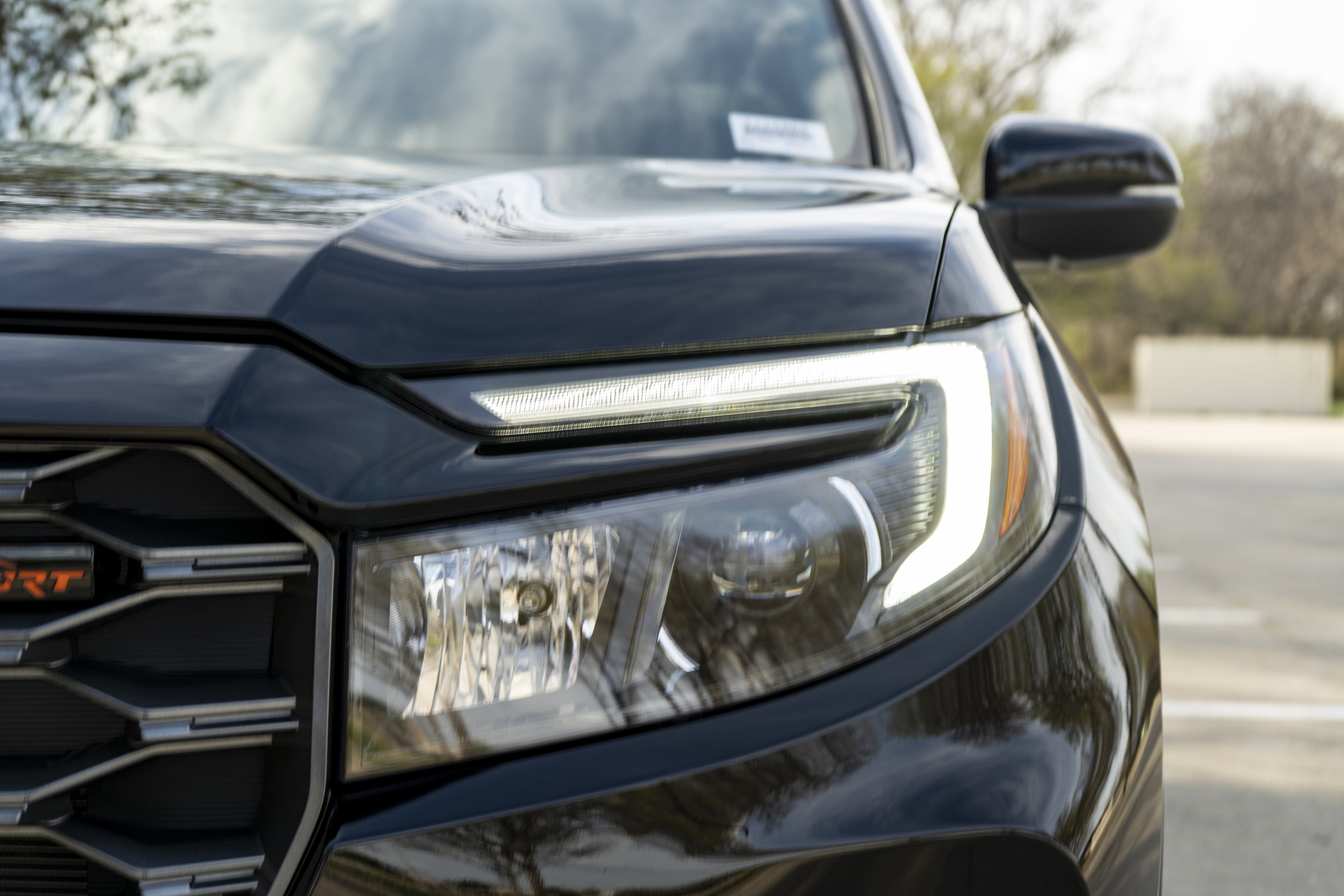 Used 2025 Honda Ridgeline TrailSport image 11