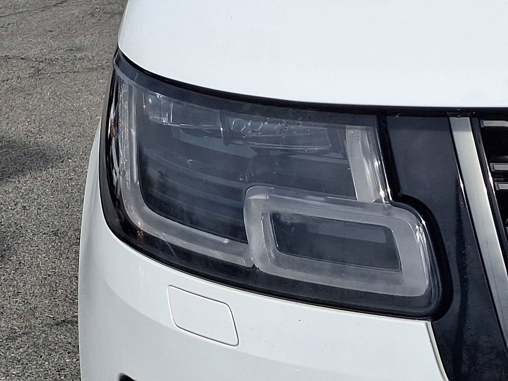 Used 2019 Land Rover Range Rover Autobiography image 11