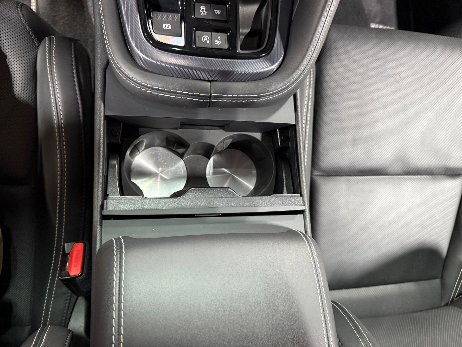 Used 2021 Jaguar F-TYPE R-Dynamic image 22