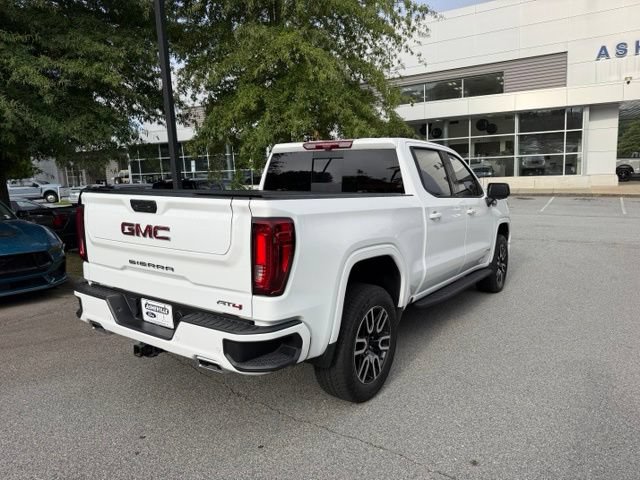 Used 2025 GMC Sierra 1500 AT4 w/ AT4 Premium Package AWD/4WD image 5