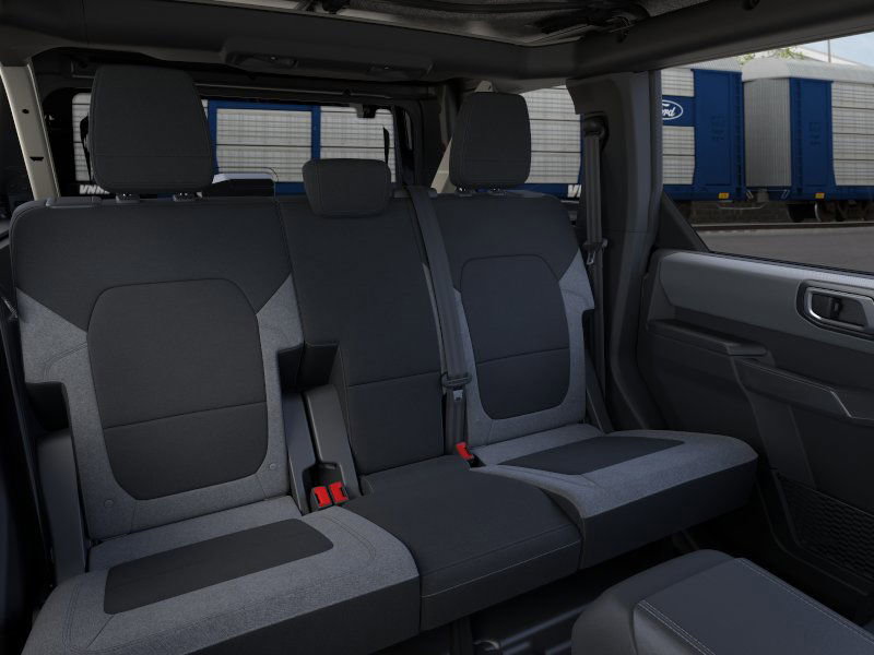 New 2025 Ford Bronco 4-Door AWD/4WD image 11
