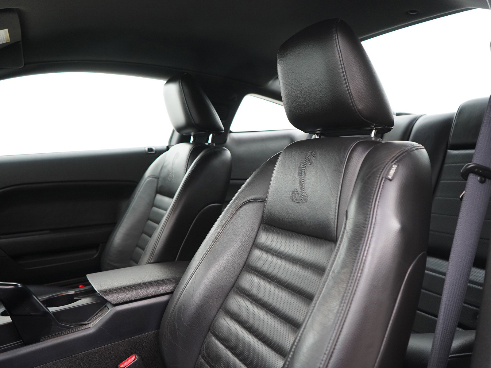 Used 2007 Ford Mustang Shelby GT500 RWD image 25