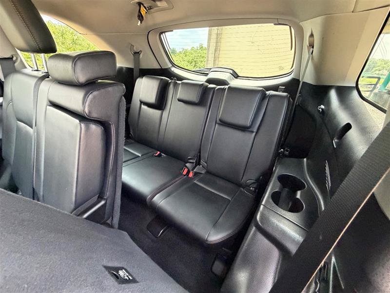 Used 2019 Toyota Highlander XLE AWD/4WD image 34