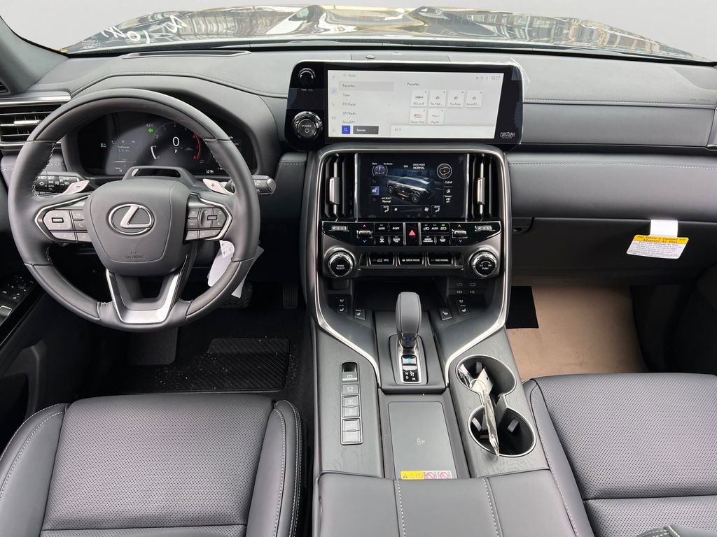 New 2026 Lexus LX 700h Luxury image 12