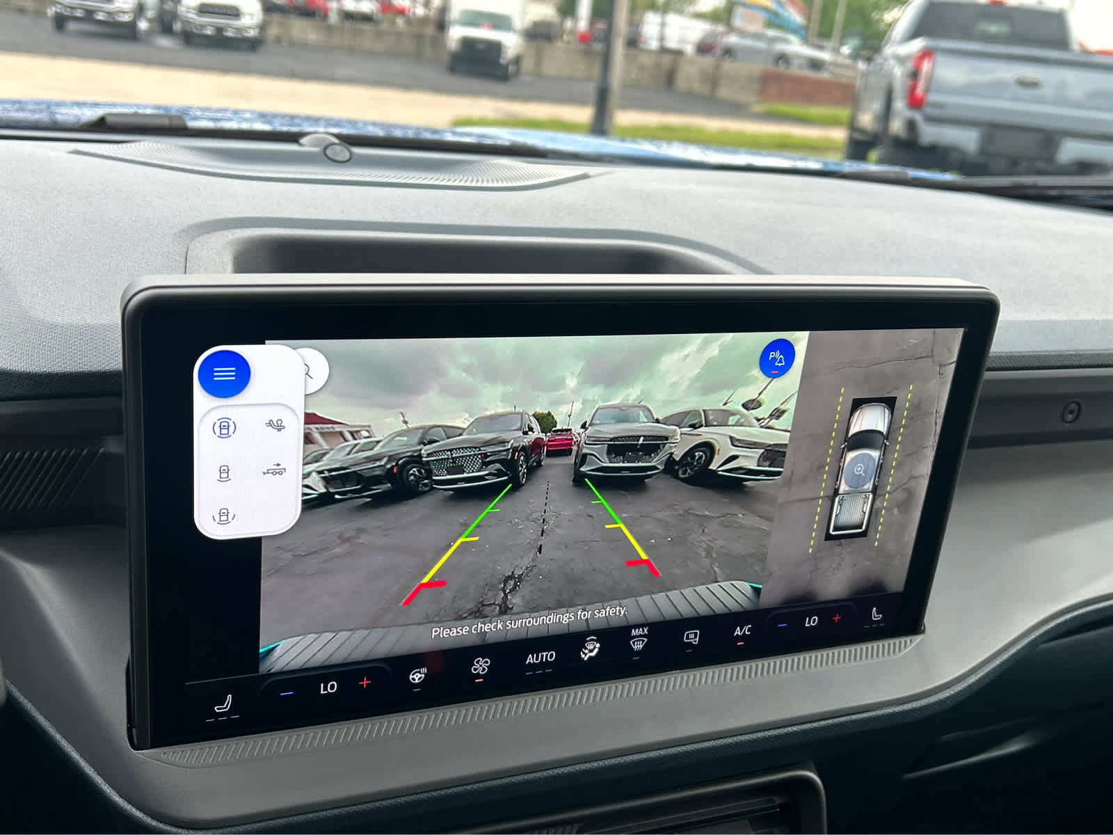 New 2025 Ford Maverick Lobo image 38