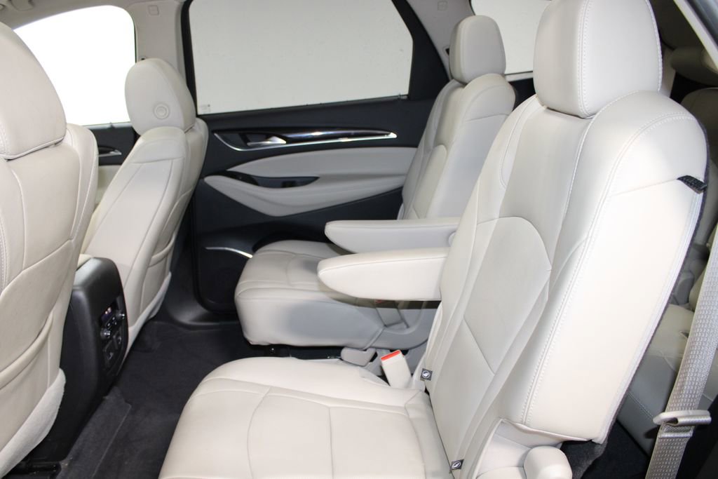 Used 2020 Buick Enclave Premium w/ Sun and Sites Package image 17