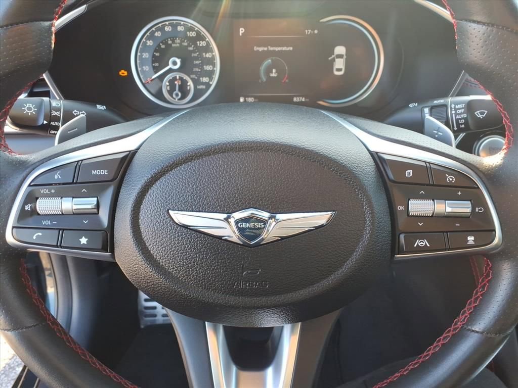Used 2022 Genesis G70 3.3T image 5