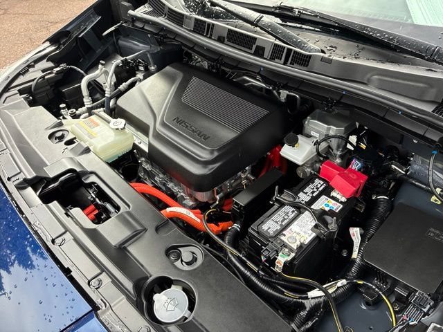 Certified 2025 Nissan Leaf SV Plus FWD image 12
