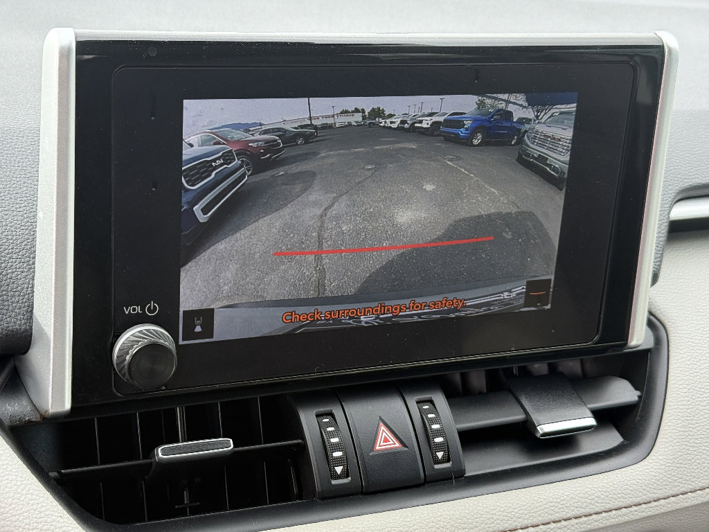 Used 2023 Toyota RAV4 XLE Premium FWD image 13