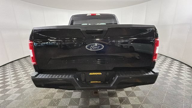 Used 2018 Ford F150 XLT w/ Equipment Group 302A Luxury AWD/4WD image 3
