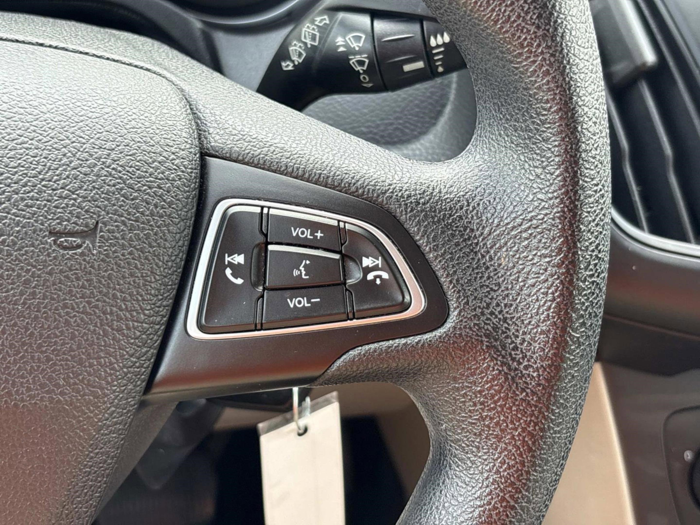Used 2015 Ford Focus SE FWD image 24