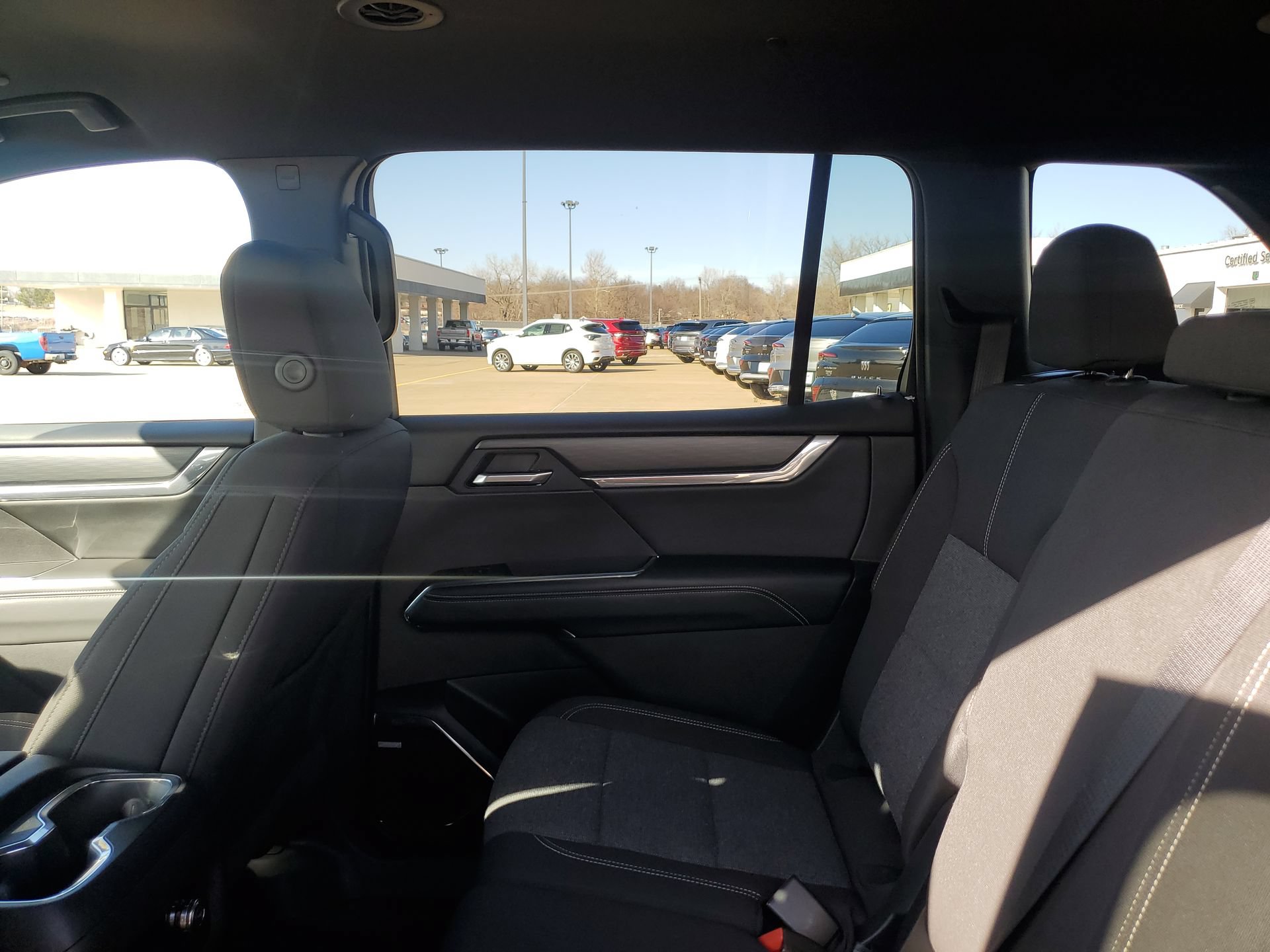 Used 2025 GMC Acadia Elevation AWD/4WD image 31