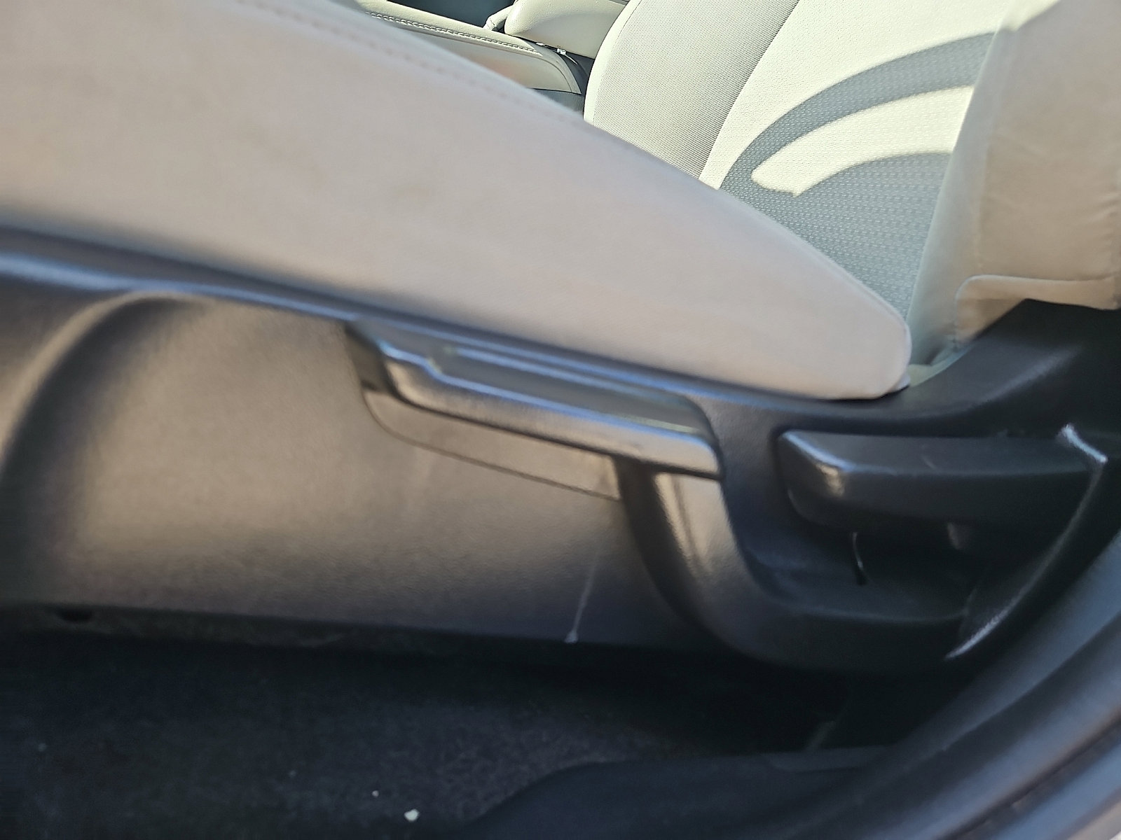 Used 2021 Honda HR-V EX image 14