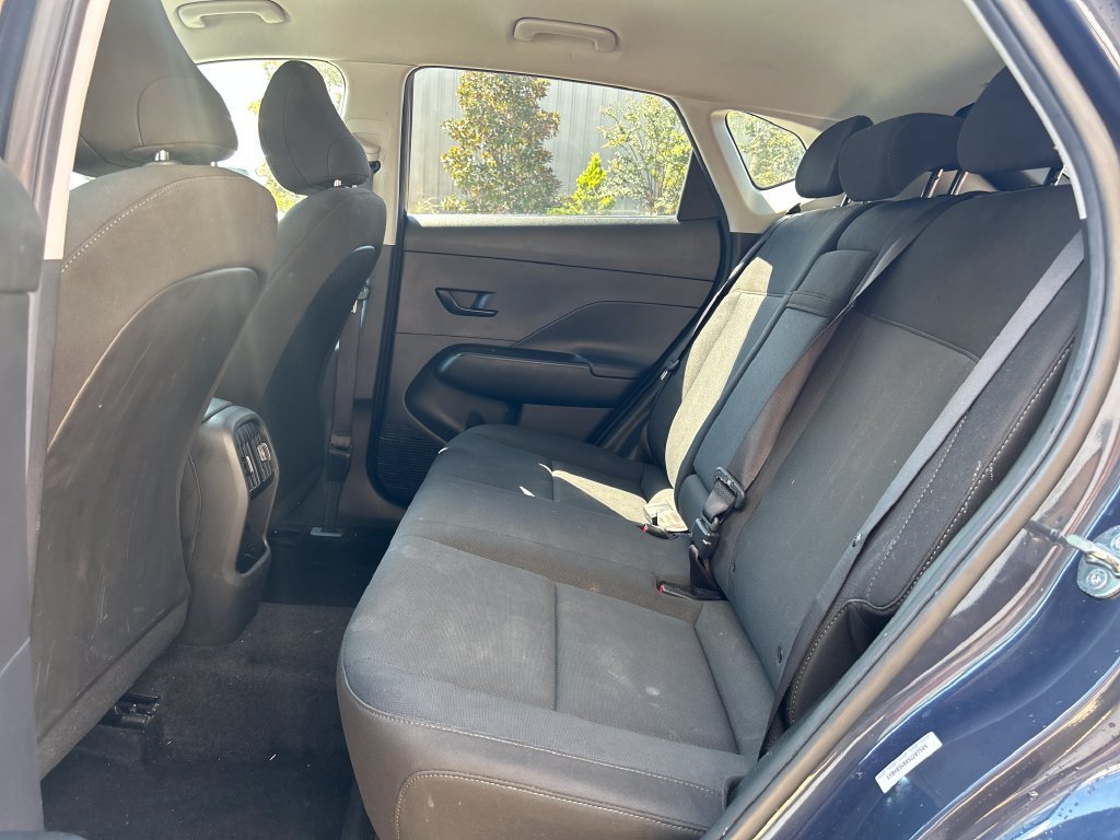 Used 2025 Hyundai Kona SEL FWD image 13