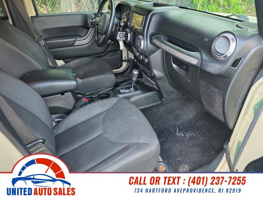 Used 2017 Jeep Wrangler Unlimited Sport AWD/4WD image 13