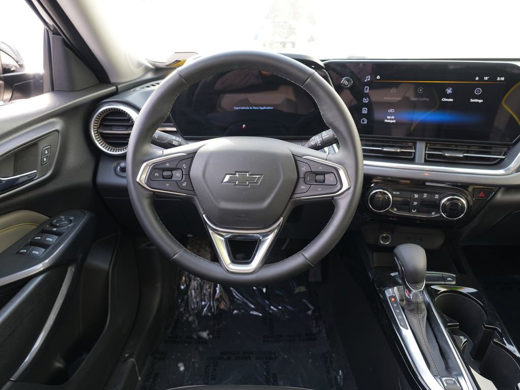 Used 2024 Chevrolet Trax ACTIV w/ Driver Confidence Package image 20