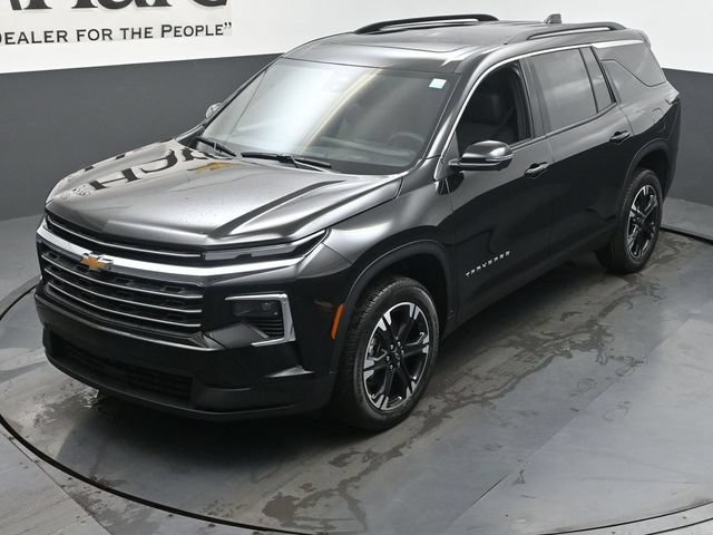 New 2027 Chevrolet Traverse LT w/ Sun and Wheel Package FWD image 24