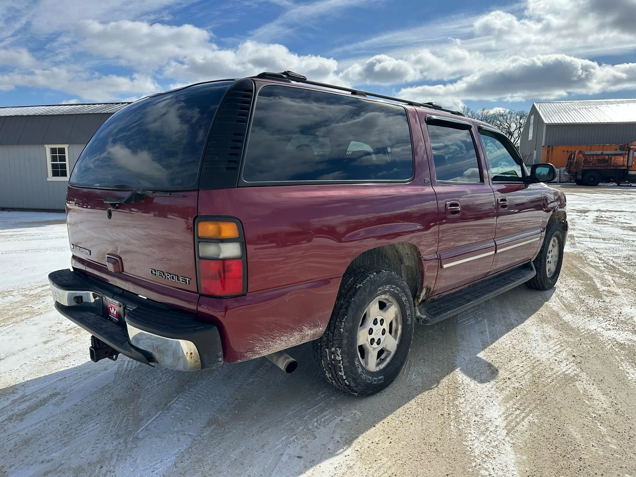 Used 2004 Chevrolet Suburban LT w/ Preferred Equipment Group image 6