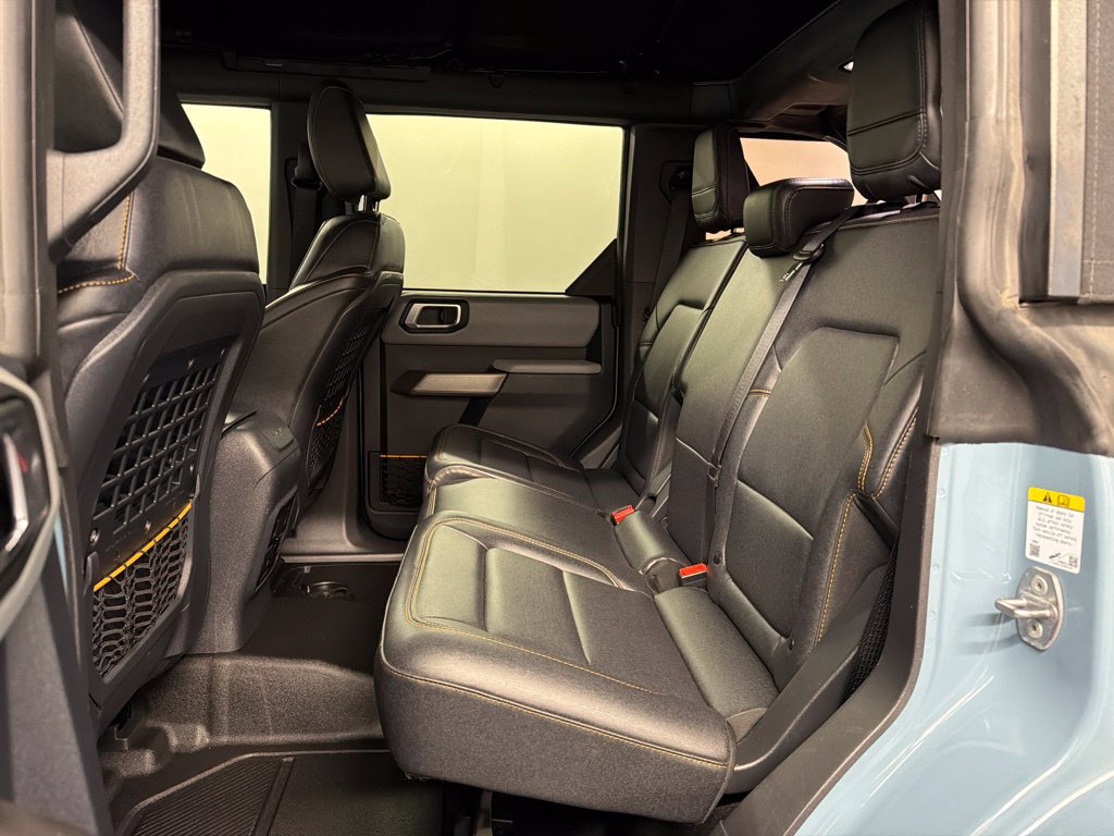 Used 2023 Ford Bronco Badlands w/ Sasquatch Package AWD/4WD image 33